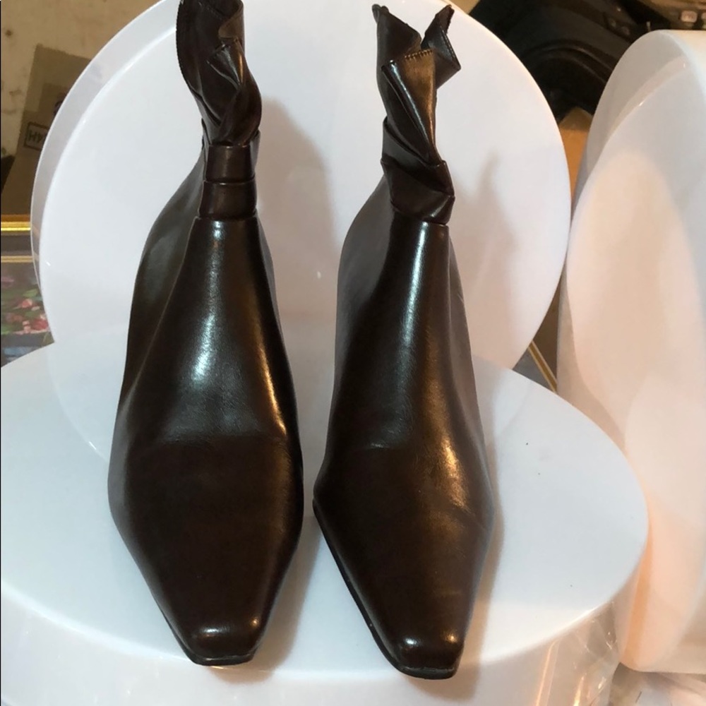 Danelle Brown Ankle Boots Size 8.5 M